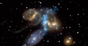 A massive collision in Stephan's Quintet is causing large amounts of X-rays to light up the high-energy skies