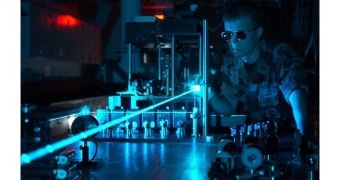 Laser research turning air into optical fiber