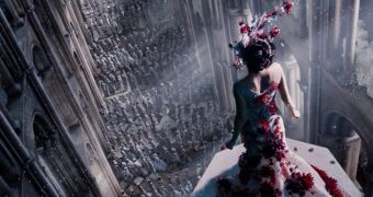 Mila Kunis finds out she's not a cleaning lady but the Queen of the Universe in "Jupiter Ascending" trailer