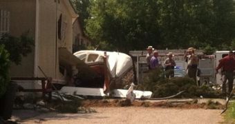 Beechcraft Muskateer crashes into home in Anne Arundel County, Maryland