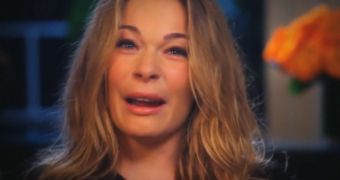 LeAnn Rimes tears up when talking about her rehab stint on Katie Couric’s new show
