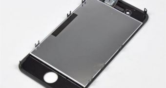 “Leaked” iPhone 5 Panel Takes Us Back to 2010
