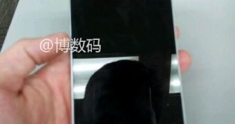 Lenovo Vibe Z3 Pro Leaks with Snapdragon 810, 4GB of RAM, Tipped for MWC 2015