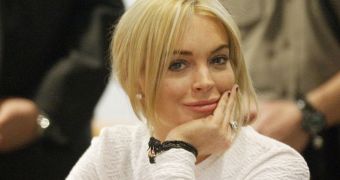 Report says Lindsay Lohan acted like such a diva at party she crashed at Leonardo DiCaprio’s house that he had to kick her out