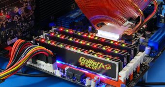Lexar Media reveales memory customizable modules with LED lights