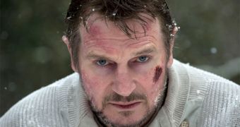 Liam Neeson is “classic Hollywood hero,” “The Grey” director Joe Carnahan says