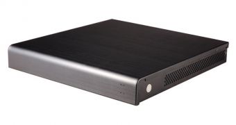 Lian Li's razor thin PC-Q05 mini-ITX case