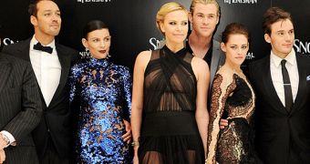 Rupert Sanders, Liberty Ross, Kristen Stewart and cast at the premiere of “Snow White and the Huntsman”