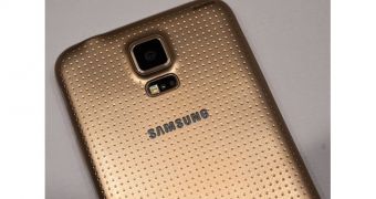 Limited Edition Gold Galaxy S5