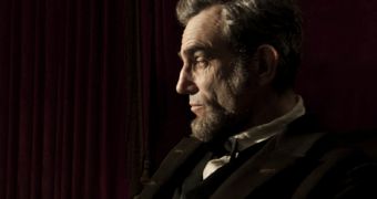 “Lincoln” Gets Official Trailer – Video