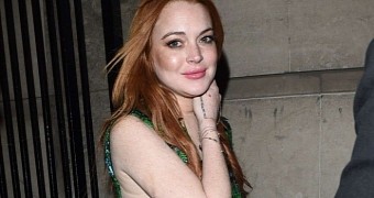 Lindsay Lohan Hospitalized for Infection with Rare Virus She Picked Up in Bora Bora