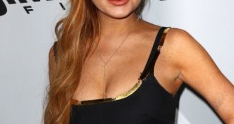 Lindsay Lohan Leaves Rehab in Minutes, Probation Is in Jeopardy