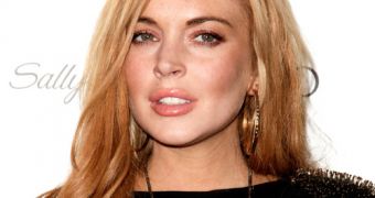 Lindsay Lohan thinks Gerard Butler would be the perfect Richard Burton to her Liz Taylor