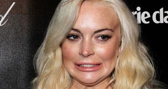 Lindsay Lohan to Write Autobiography, Wants E.L. James or J.K. Rowling to Pen It