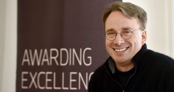 Linus Torvalds Thanks Microsoft for a Great Black Friday Monitor Deal