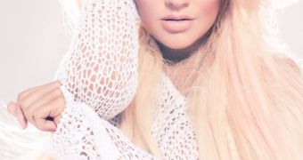 Listen: Christina Aguilera “Blank Page”