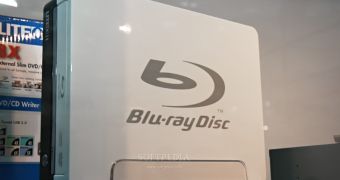 The external Blu-ray unit from PLDS - angle view