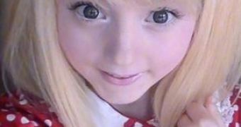 Venus Palermo is known as Venus Angelic online, the live doll