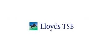 Lloyds experiences service outage