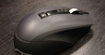 Microsoft's new SideWinder X8 Gaming mouse