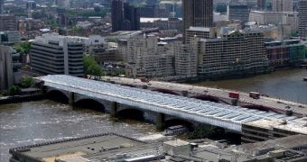 London is now home to the world's largest solar bridge