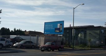 Nokia Lumia 928 billboard ad