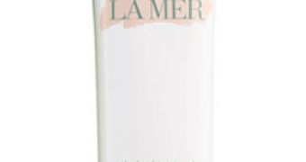 La Mer Hand Treament is the answer to all your dry skin problems