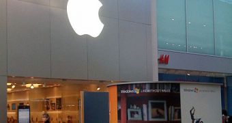 I'm a PC kiosk placed outside Apple's Retail Store, Bullring, Birmingham