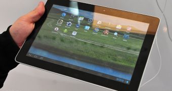 MWC 2012: Huawei MediaPad 10 FHD Tablet Hands-On