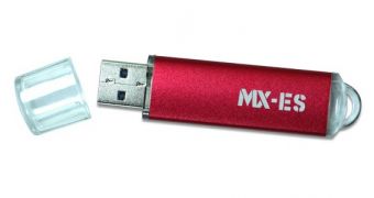Mach Xtreme ES flash drive