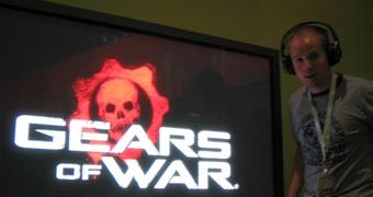 Make Love & War with Gears of War