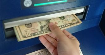 ATM error gives customers incorrect sums of money