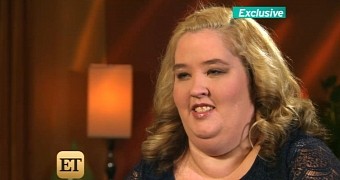 Mama June Reveals Troubled Past, Admits Feeling “Sorry” for Pedophile Ex – Video