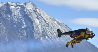 Yves "Jetman" Rossy flies over Mount Fuji