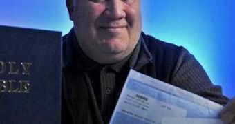 Man Quits His Job When He Sees the Number 666 Stamped on His W-2 Form
