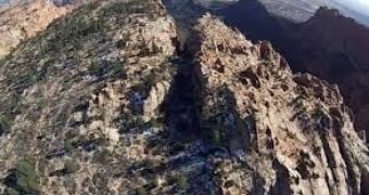 Man in Wingsuit Glides into Utah Canyon