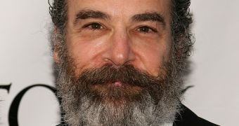 Mandy Patinkin will play Zach Braff’s father in upcoming film, “Wish I Was Here”