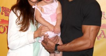 Mario Lopez and Courtney Mazza were married over the weekend, their daughter was flower girl