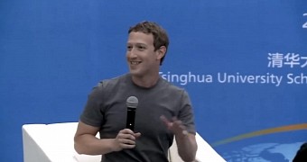 Mark Zuckerberg speaks Mandarin, delights the crowd