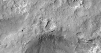 MRO image of Curiosity and its tracks on Mars, collected on December 11, 2013