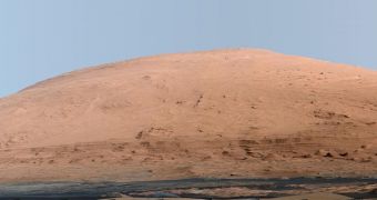 Mount Sharp panorama with adjusted light conditions