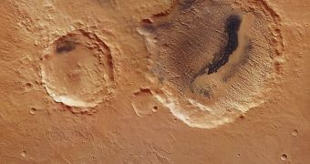 Mars Express image of the Danielson and Kalocsa craters