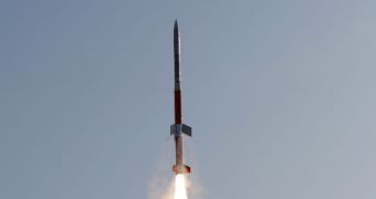 Maser Rocket Launch Carries Five Experiments in Orbit