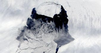 Aqua MODIS image showing a calving event on the West Antarctic Ice Sheet