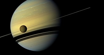 A toxic could is swirling over Titan's south pole, NASA says
