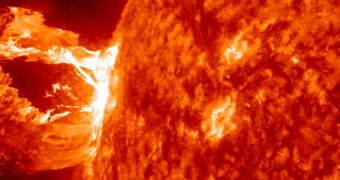 SDO observed the Sun producing a massive prominence on April 16, 2012
