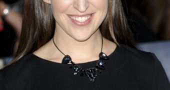 Mayim Bialik is officially divorced from husband of 9 years Michael Stone