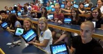 Students with iPads