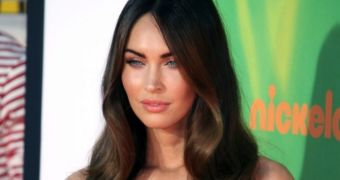 Megan Fox is promoting “TMNT,” still says the most surprising things