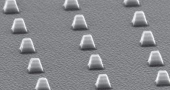 Electron micrograph showing arrays of indefinite optical cavities made of silver/germanium multilayers